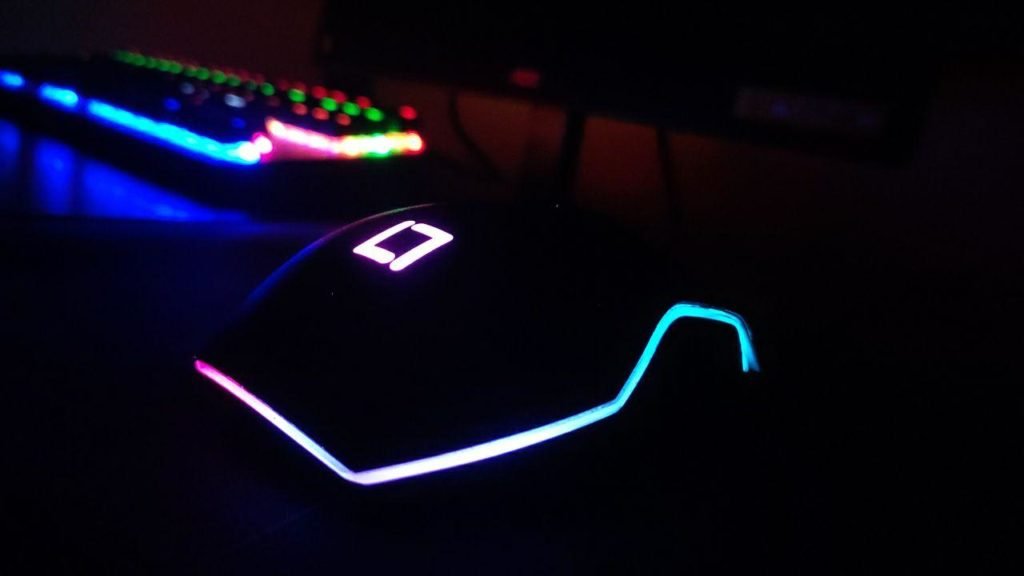 Live Tech Vulcan Gaming Mouse 1