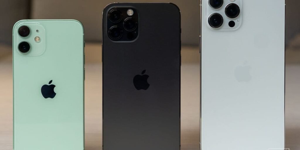 iPhone 1 billion active users