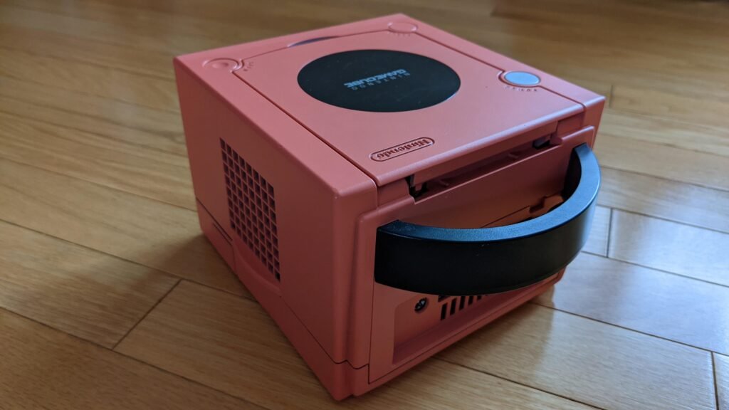 Reddit user manages to convert their old Nintendo GameCube to play high-end PC games.